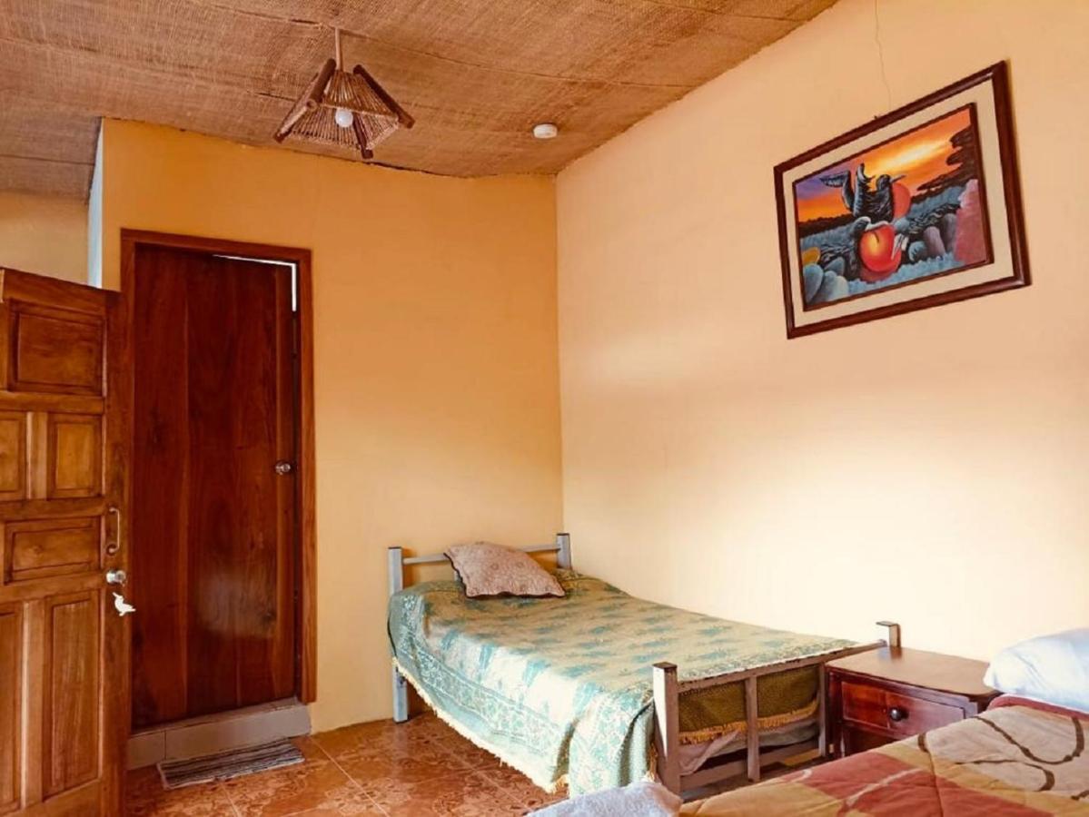 Alojamiento Sumak Kawsay Puerto Ayora  Exterior foto