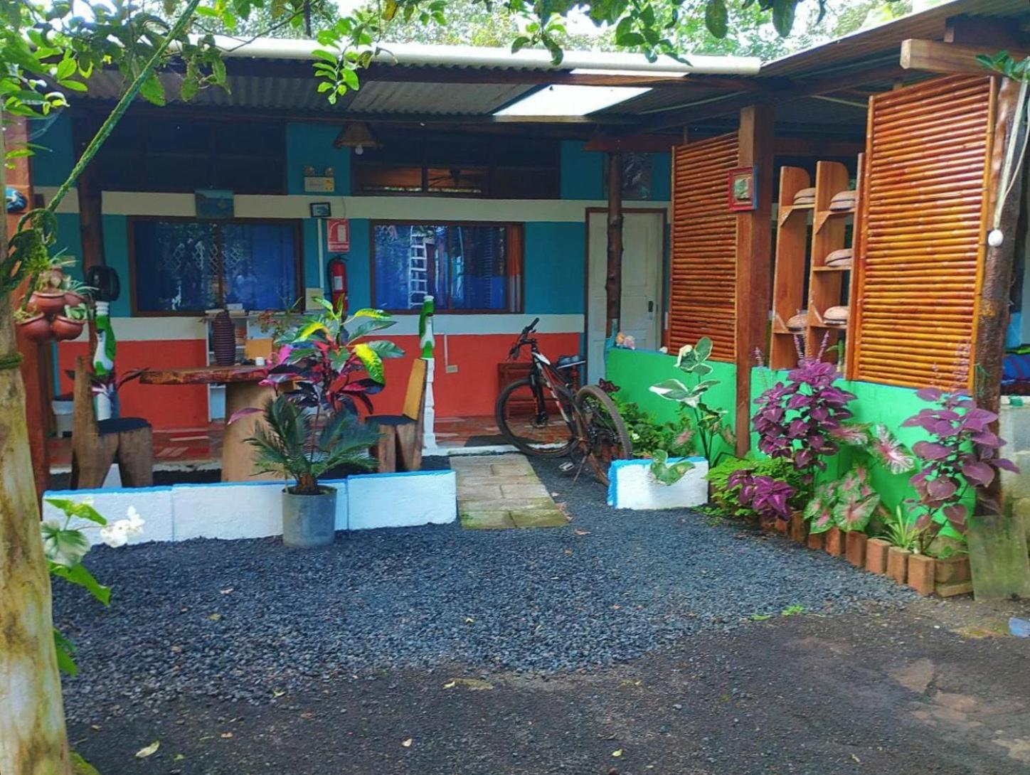 Alojamiento Sumak Kawsay Puerto Ayora  Exterior foto